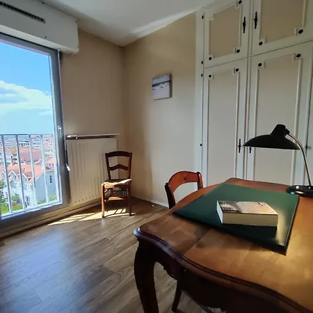 Apartament Spacious Near The Sea *