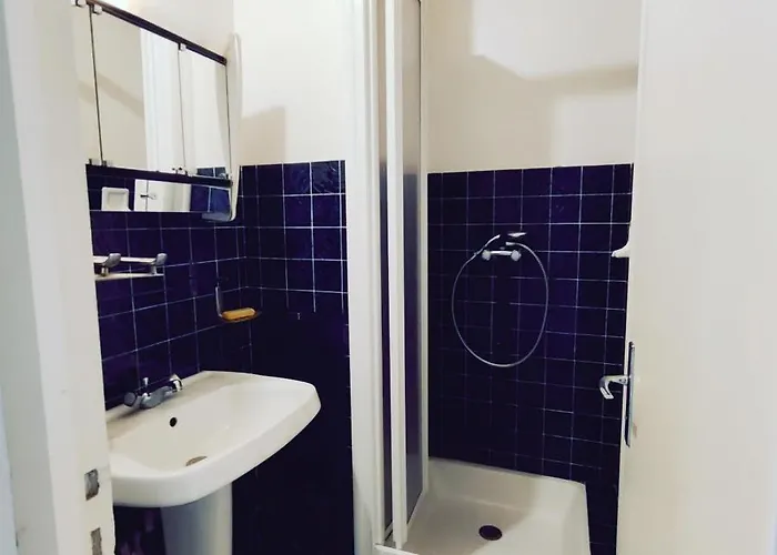 דירה Spacious Near The Sea